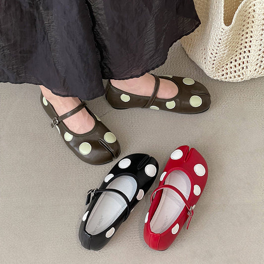 Women’s Polka Dot Split-Toe Mary Jane Flats