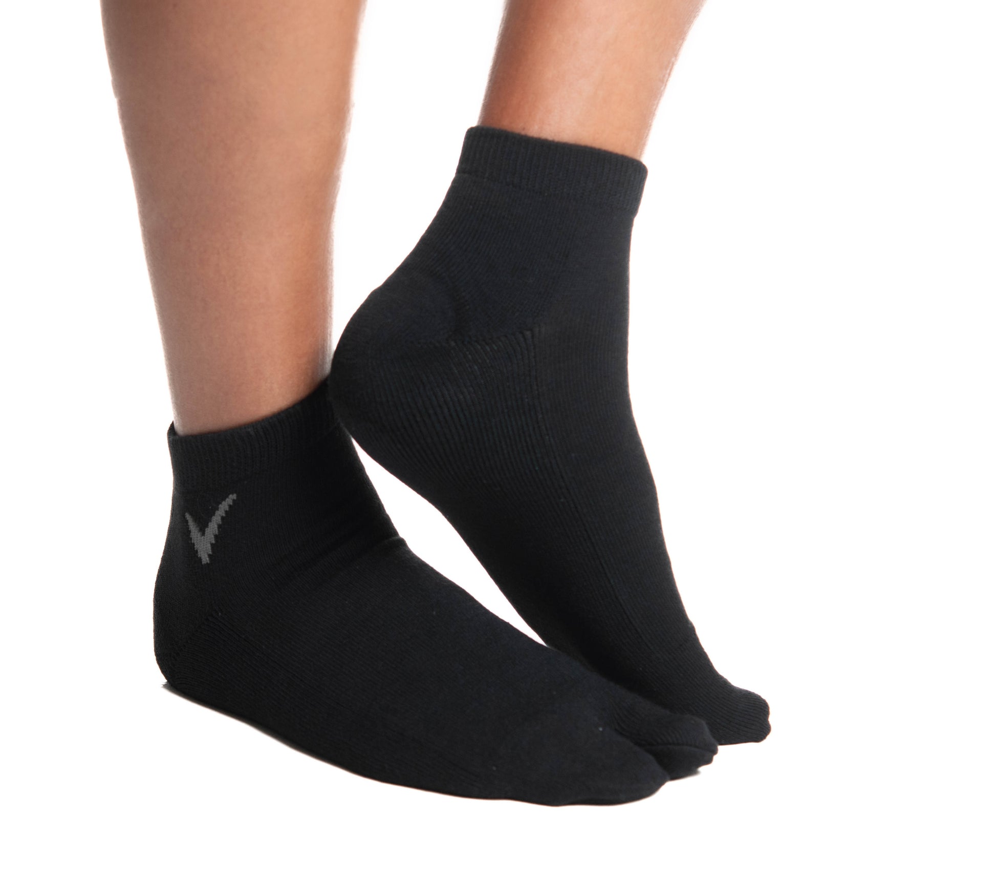 Black V-Toe split-toe tabi ankle socks