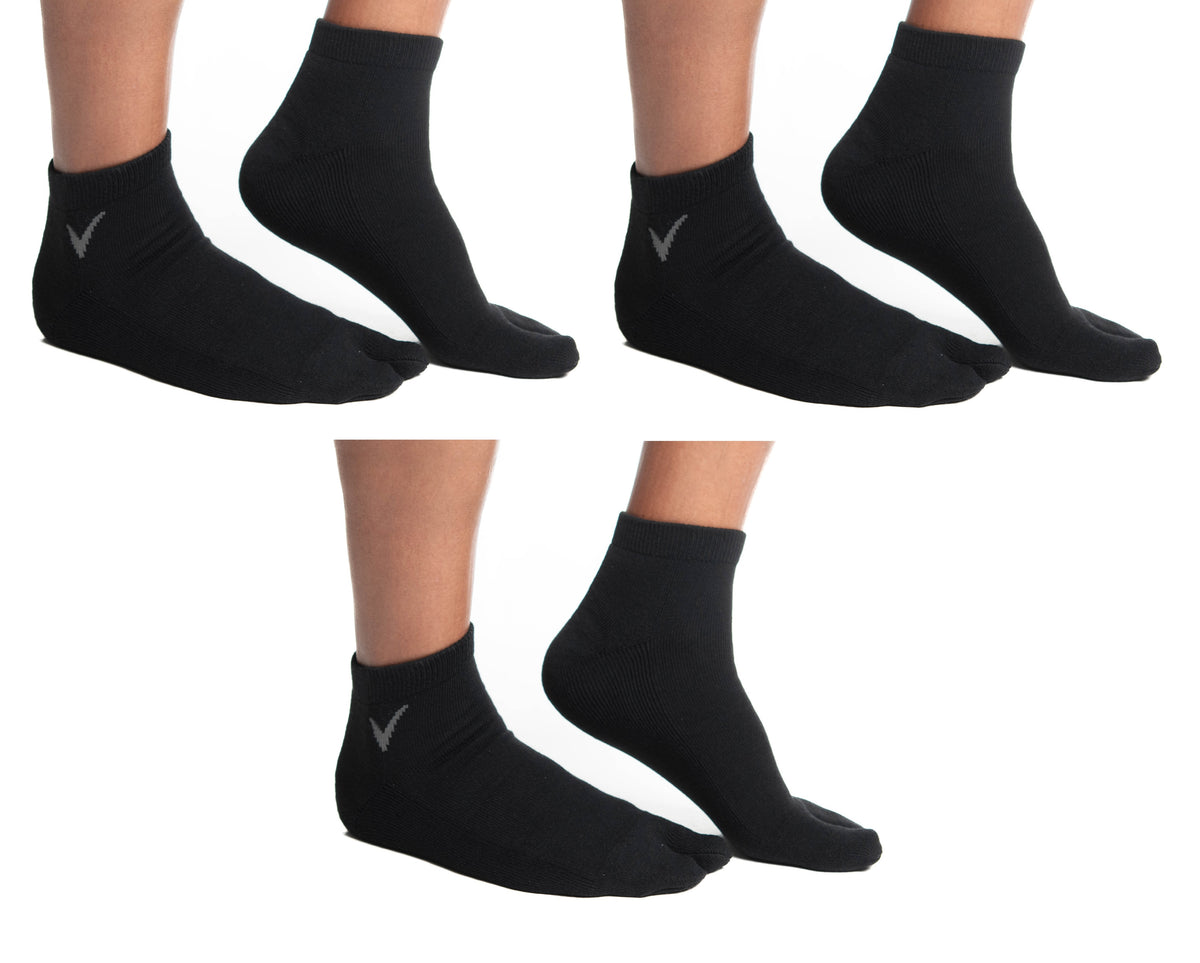 Black V-Toe athletic split-toe tabi ankle socks