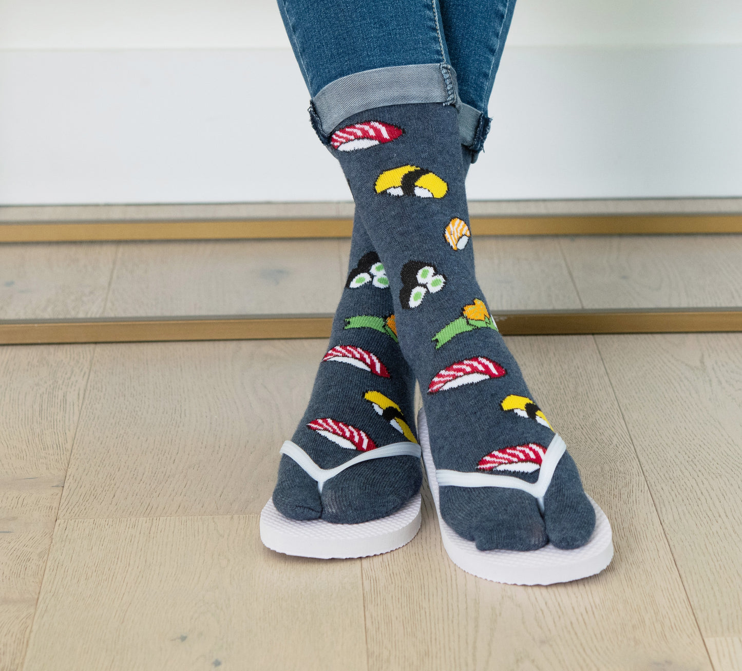 3 Pairs - V-Toe Split Toe Socks Big Toe Tabi Black Ninja, Pink Ninja and Sushi Crew